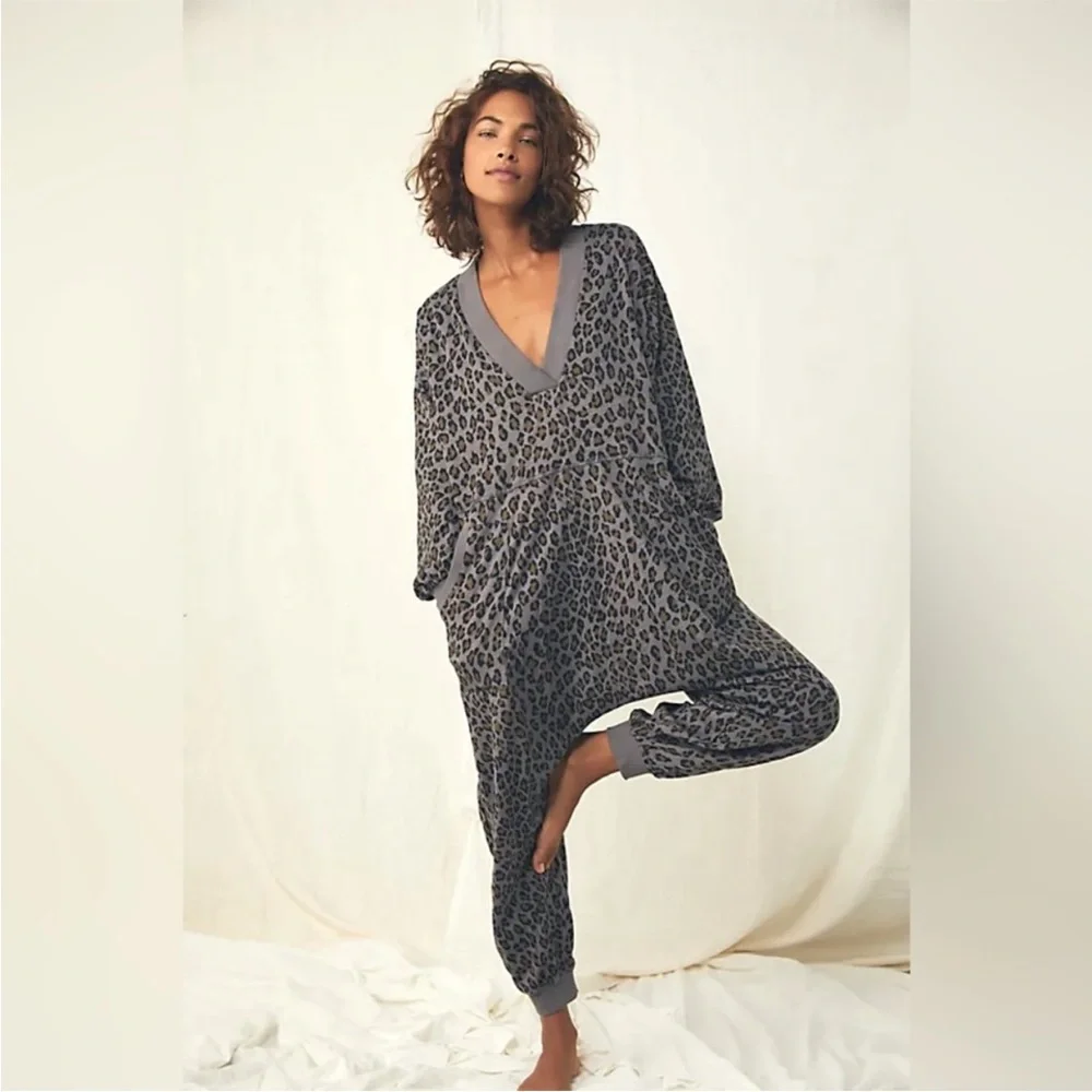 Free People stylish leopard